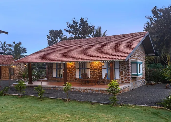 Saffronstays Lake House Marigold - 4 Individual Cottages With Plunge Pools Near Sula Vineyard, Nashik